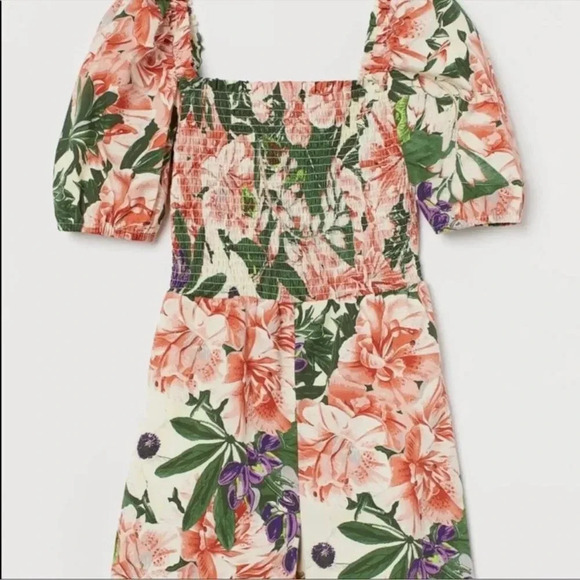 H&M Floral Puff Sleeve Romper - Picture 2 of 9